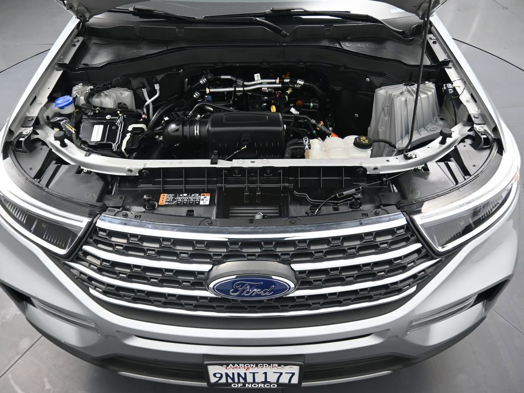 Used 2024 Ford Explorer XLT w/ Equipment Group 202A image 13