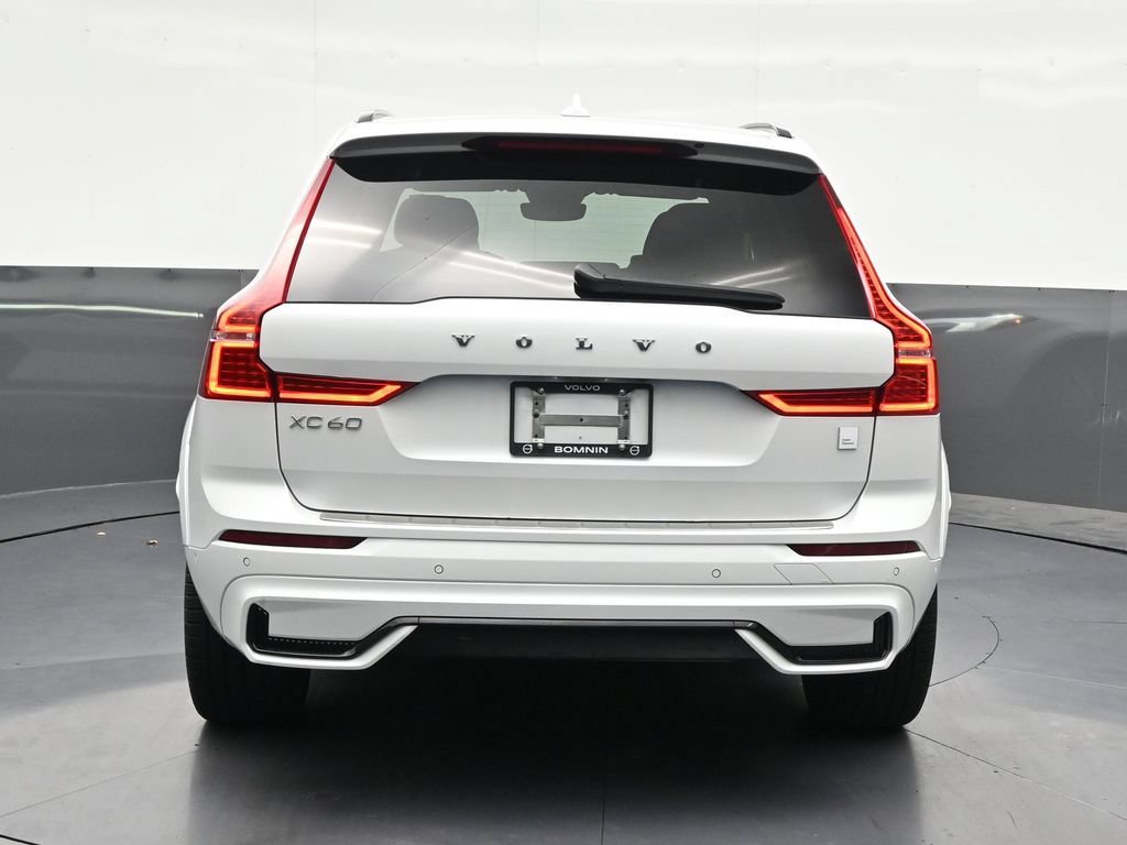 Certified 2022 Volvo XC60 T8 Polestar w/ Protection Package Premier AWD/4WD image 5
