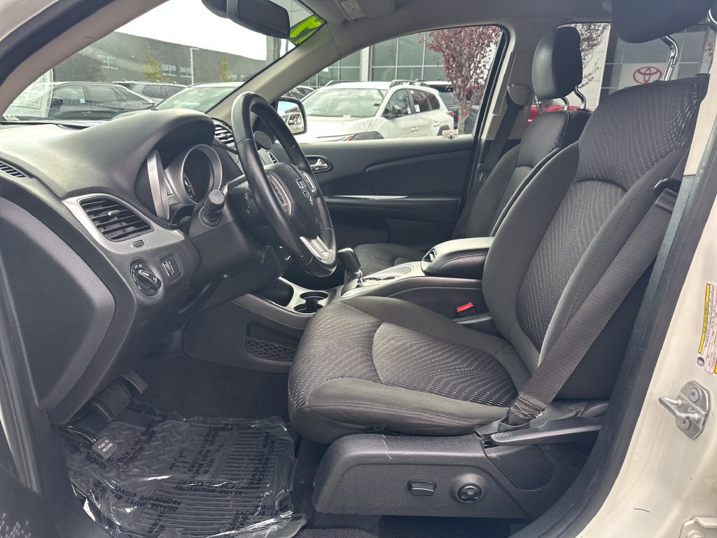 Used 2019 Dodge Journey SE w/ Premium Group AWD/4WD image 12