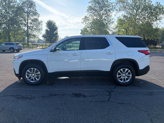 Used 2021 Chevrolet Traverse LS FWD image 2
