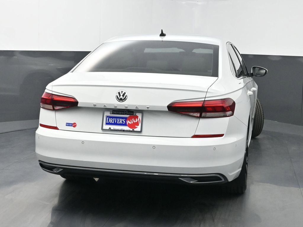 Used 2020 Volkswagen Passat 2.0T SEL image 40