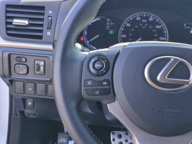Used 2015 Lexus CT 200h w/ F Sport w/Nuluxe Interior FWD image 18