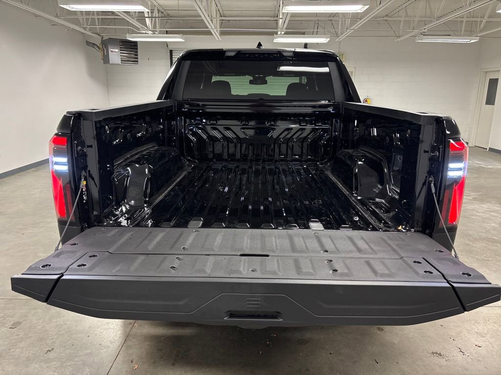 New 2026 GMC Sierra EV Elevation image 18