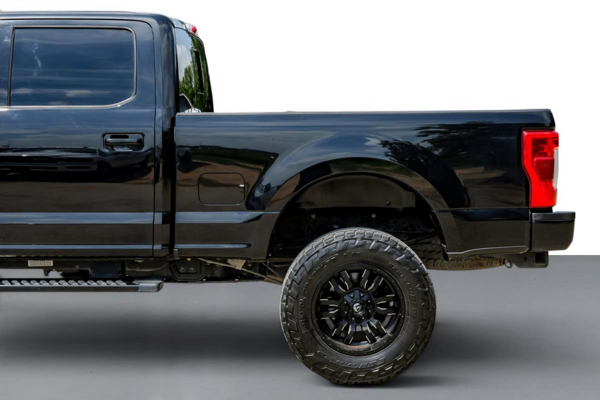 Used 2019 Ford F250 Lariat w/ Lariat Ultimate Package AWD/4WD image 11