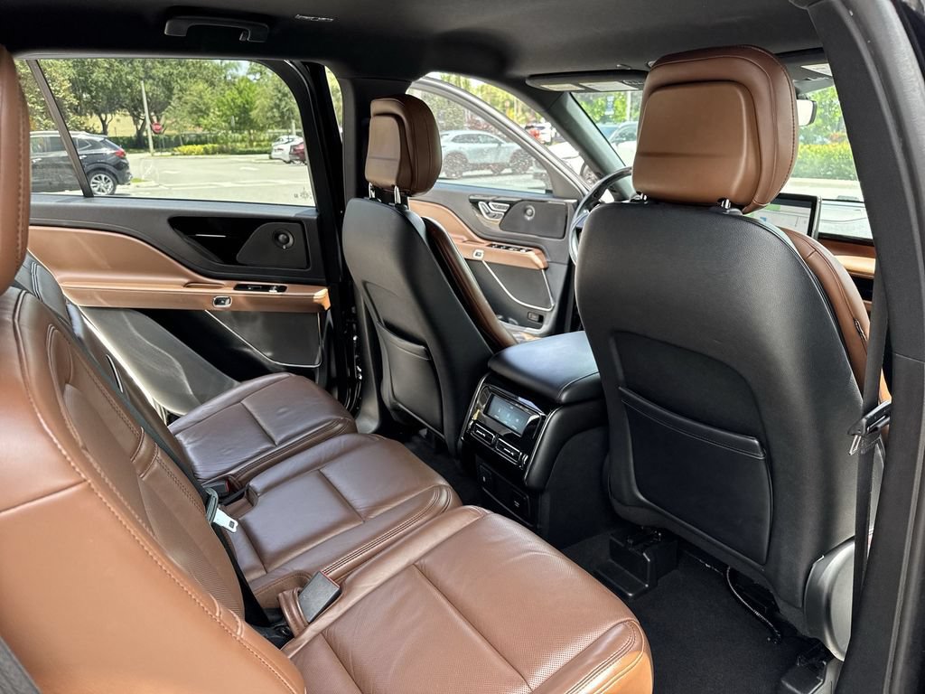 Used 2020 Lincoln Aviator Reserve RWD image 33