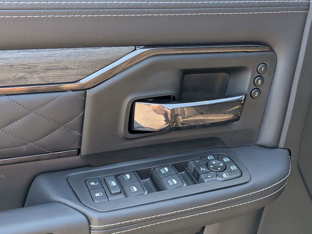 New 2026 RAM 2500 Limited image 12