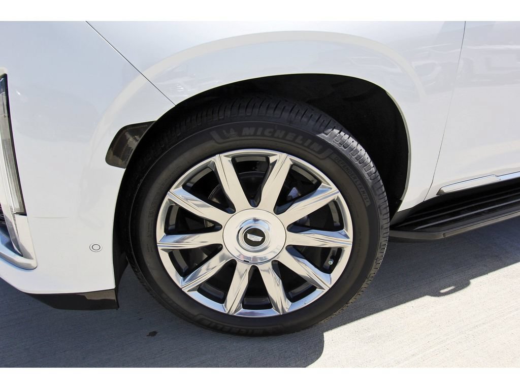 Used 2021 Cadillac Escalade Premium Luxury Platinum AWD/4WD image 33