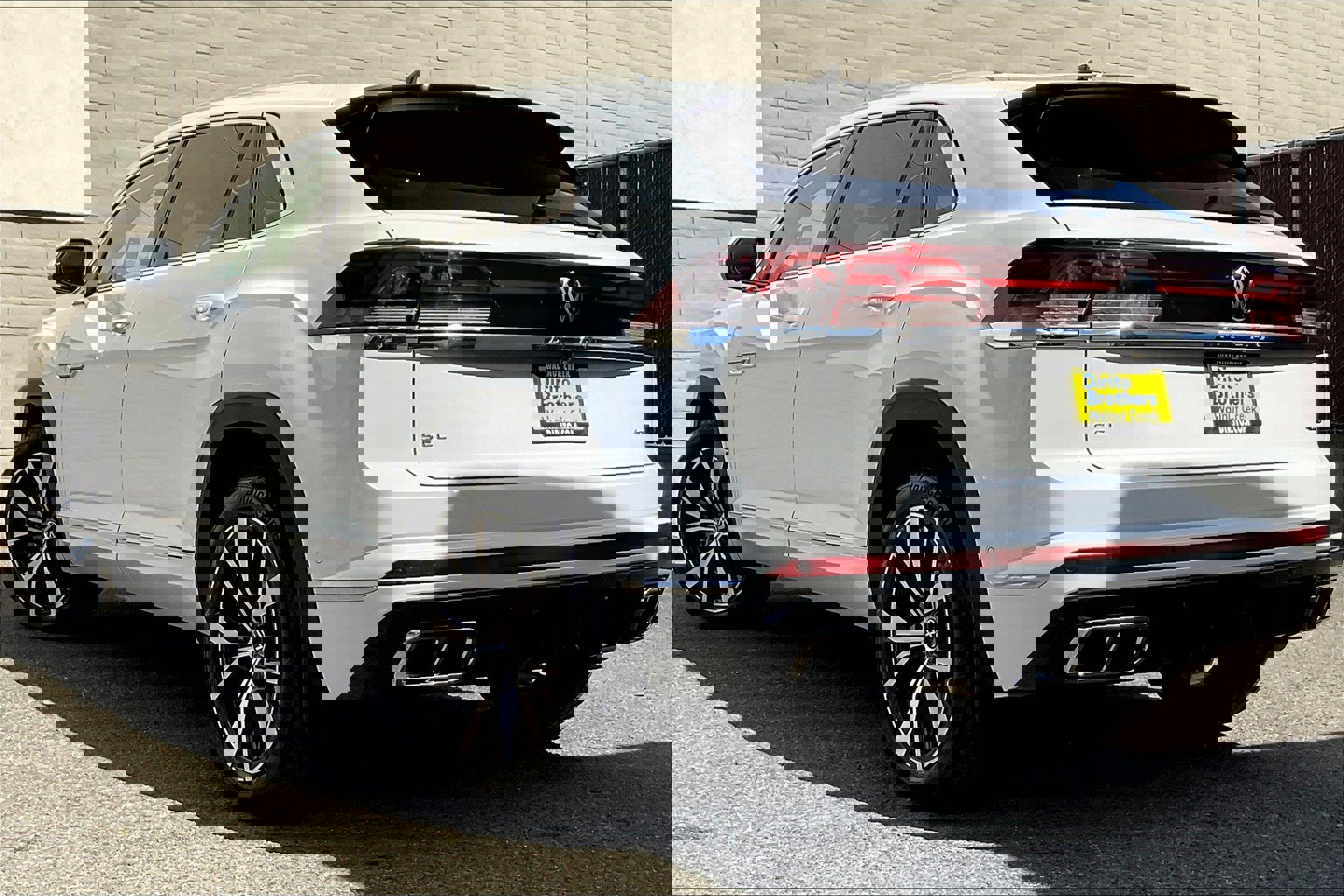 New 2026 Volkswagen Atlas Cross Sport SEL Premium R-Line image 2