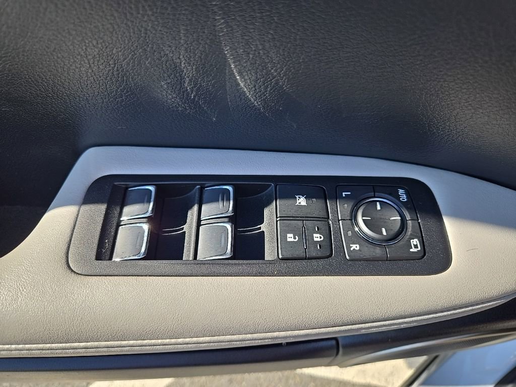 Used 2019 Lexus RX 350 AWD w/ Navigation Package image 25