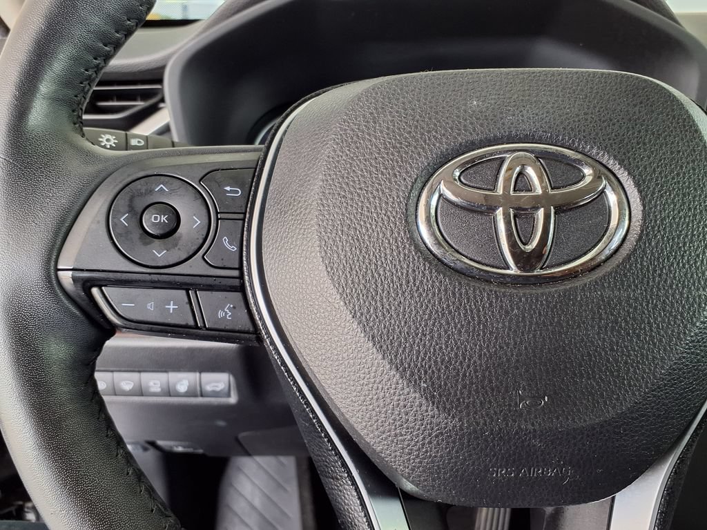 Used 2020 Toyota RAV4 Limited FWD image 24