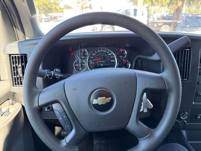 New 2025 Chevrolet Express 2500 Work Van 3D Extended Cargo Van w/ Driver Convenience Package RWD image 26