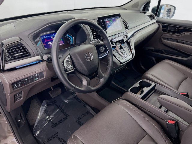 Used 2023 Honda Odyssey Touring image 10