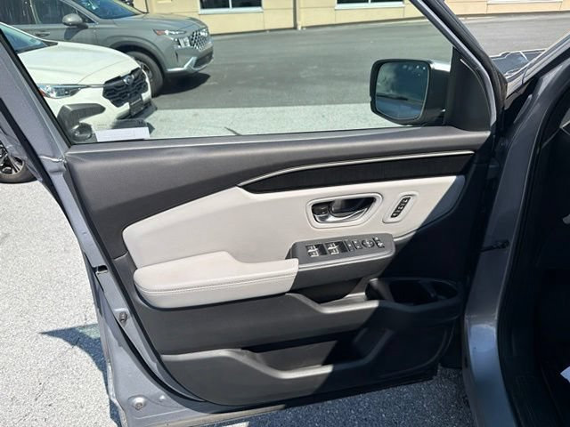 Used 2023 Honda Pilot Elite image 14