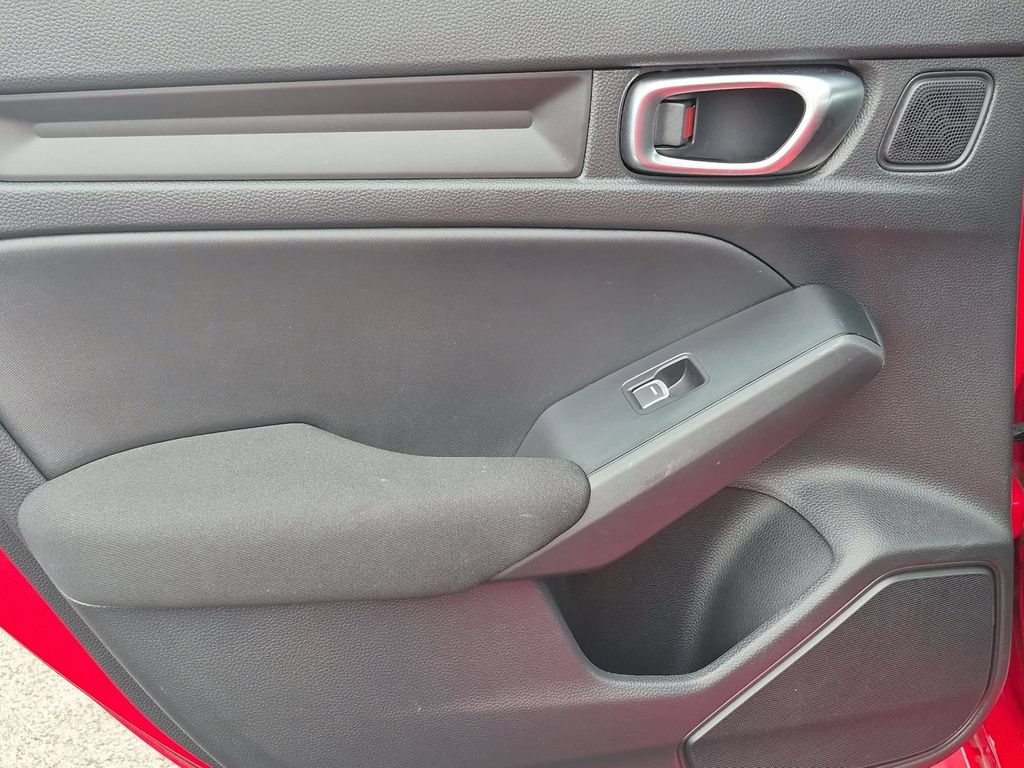 Used 2025 Honda Civic Sport image 26