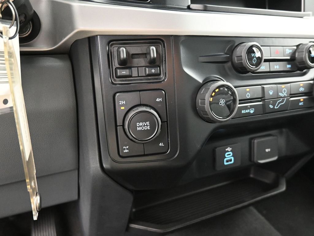 New 2026 Ford F250 XLT image 35