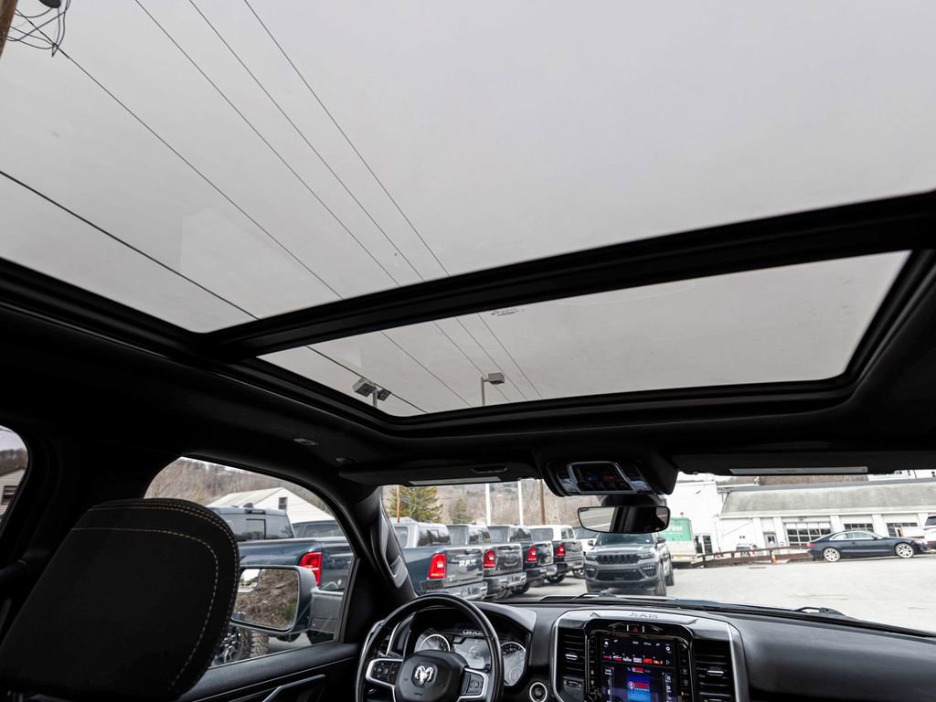 Used 2021 RAM 1500 Big Horn image 32