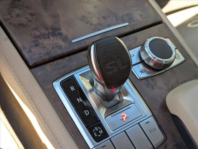 Used 2014 Mercedes-Benz SL 550 image 8