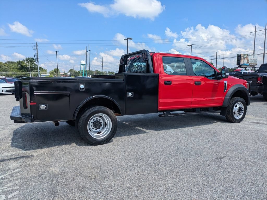 Used 2022 Ford F550 4x4 Crew Cab Super Duty w/ Power Equipment Group image 4
