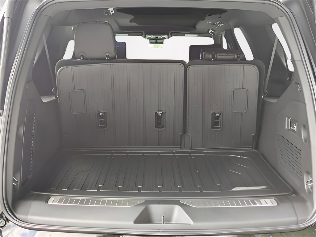 New 2025 GMC Yukon XL Denali w/ Denali Reserve Package image 26