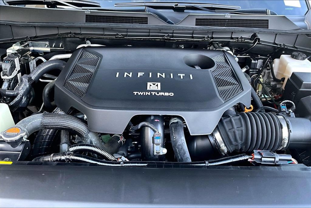 Used 2026 INFINITI QX80 Pure w/ Cargo Package AWD/4WD image 10