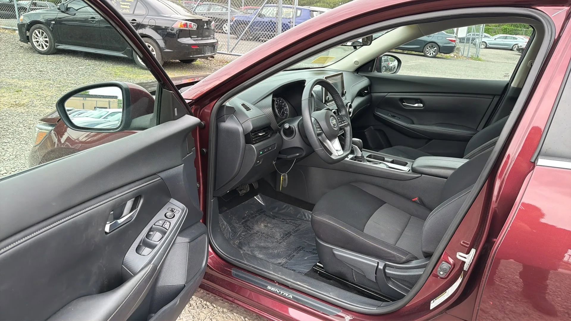 Used 2021 Nissan Sentra SV FWD image 23