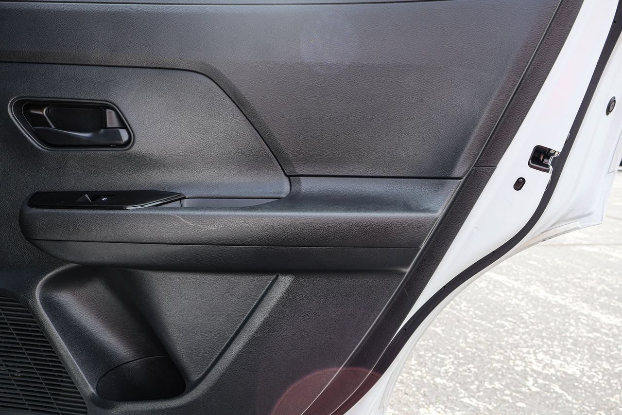 Used 2025 Nissan Kicks S FWD image 33
