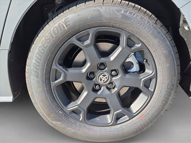 New 2026 Toyota Sienna XLE Woodland Edition AWD/4WD image 10