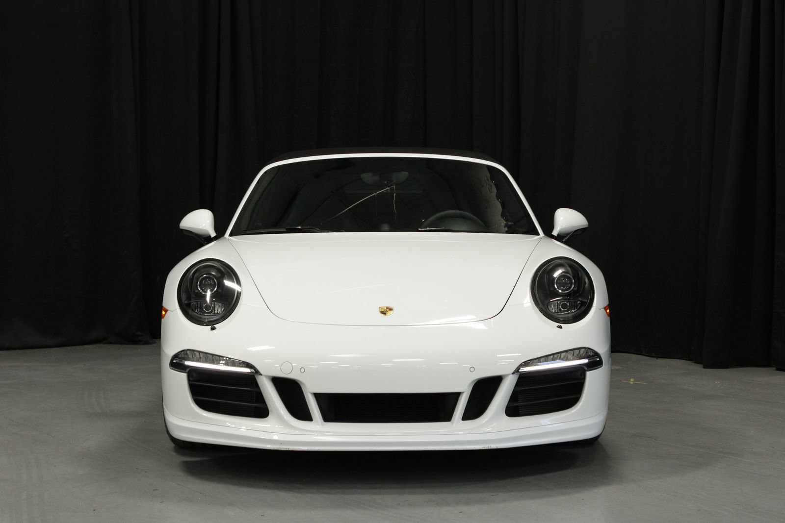 Certified 2016 Porsche 911 Carrera GTS RWD image 8
