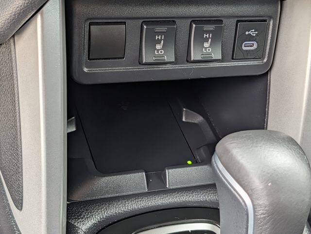Used 2025 Toyota Corolla Cross XLE w/ Convenience Package FWD image 16