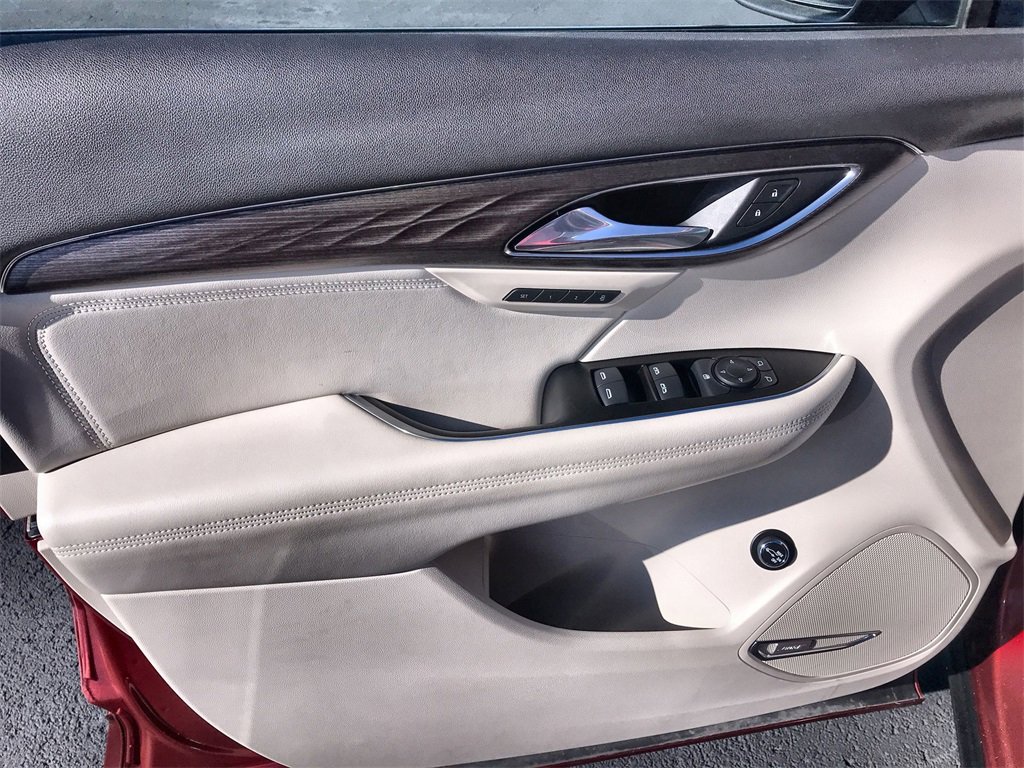 Used 2023 Buick Envision Avenir image 13