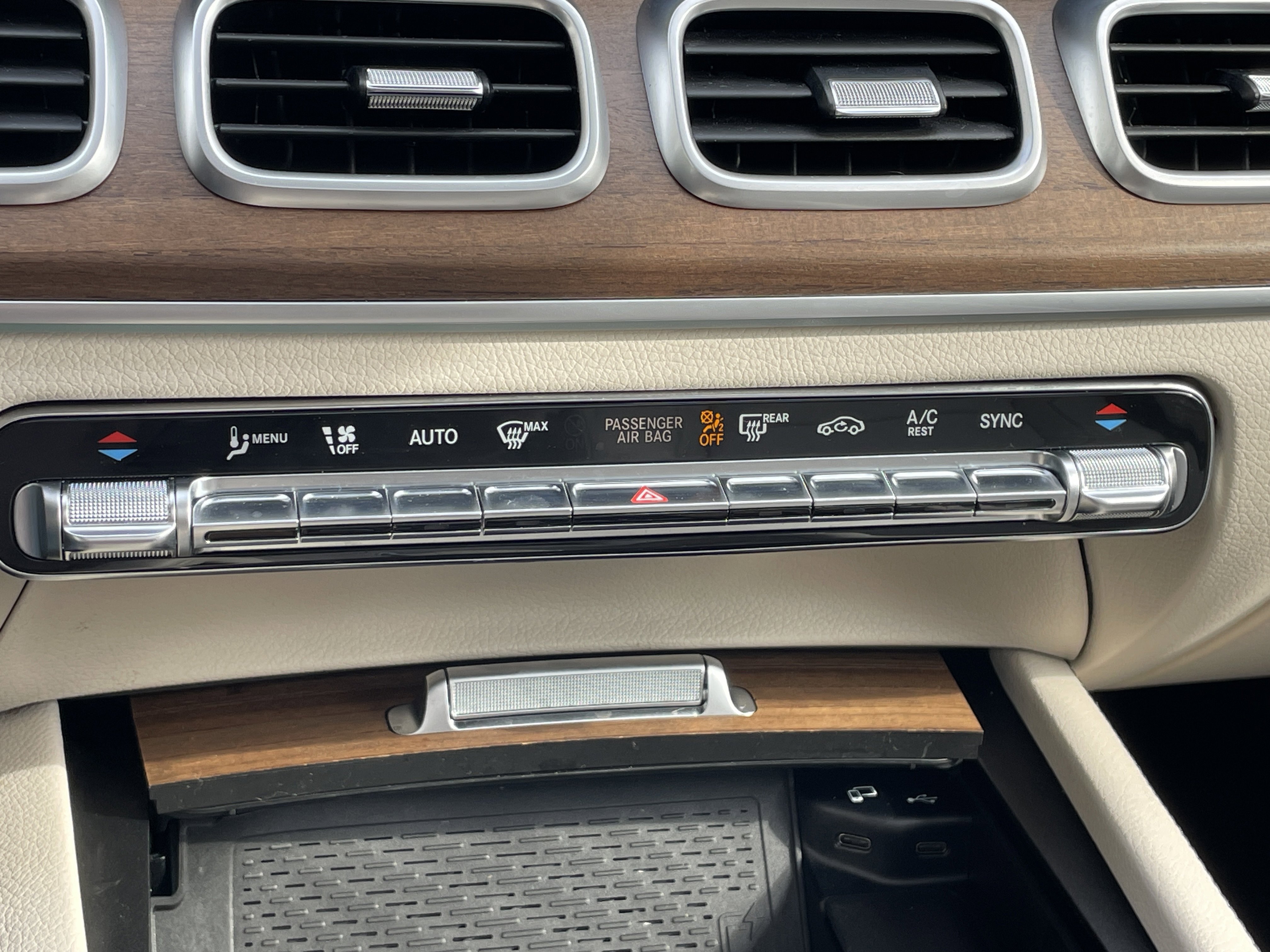 Certified 2023 Mercedes-Benz GLE 450 4MATIC image 32