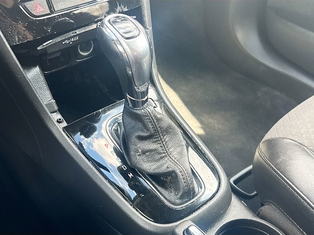 Used 2021 Buick Encore Preferred image 16