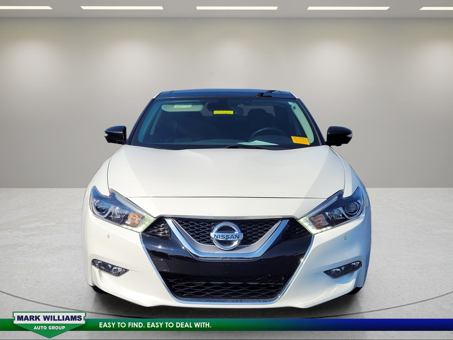 Used 2017 Nissan Maxima Platinum w/ Medallion Package FWD image 9