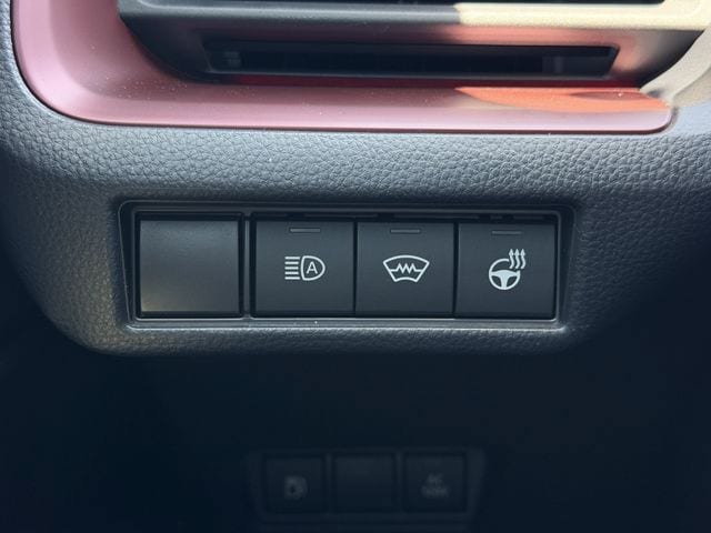Certified 2026 Toyota Prius Plug-In Hybrid FWD image 22