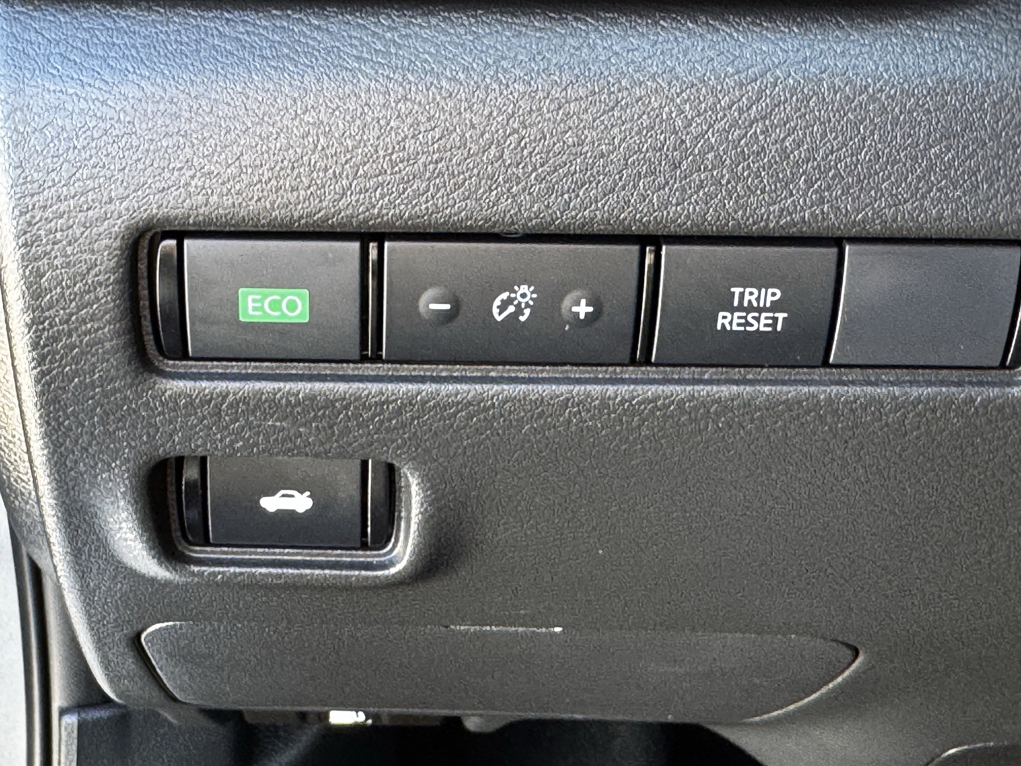 Used 2025 Nissan Sentra SR image 26