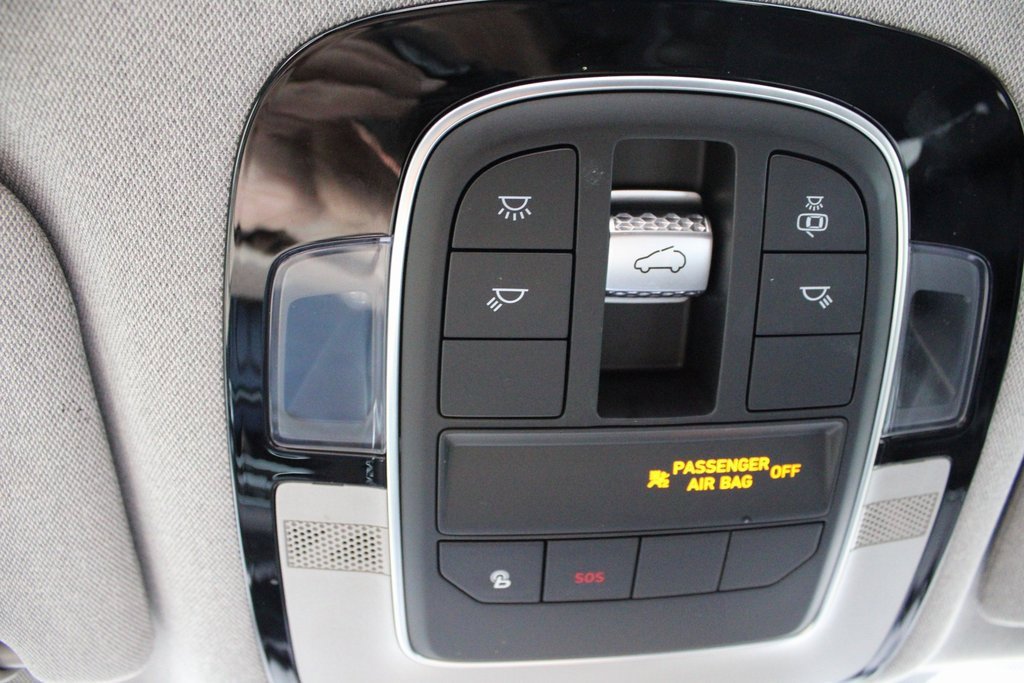 Used 2022 Hyundai Santa Fe Limited w/ Cargo Package image 36