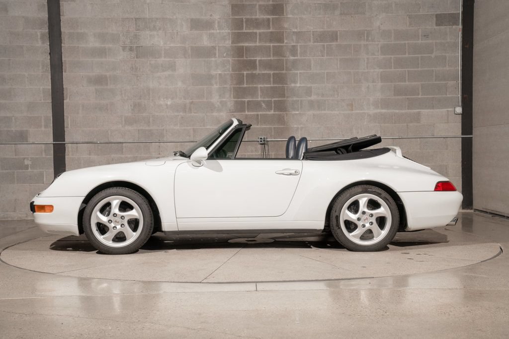 Used 1995 Porsche 911 Cabriolet image 39