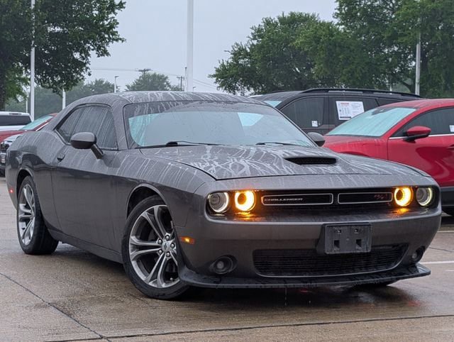 Used 2020 Dodge Challenger R/T RWD image 1