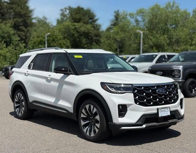 New 2026 Ford Explorer Platinum w/ LUX Leather Package AWD/4WD image 1
