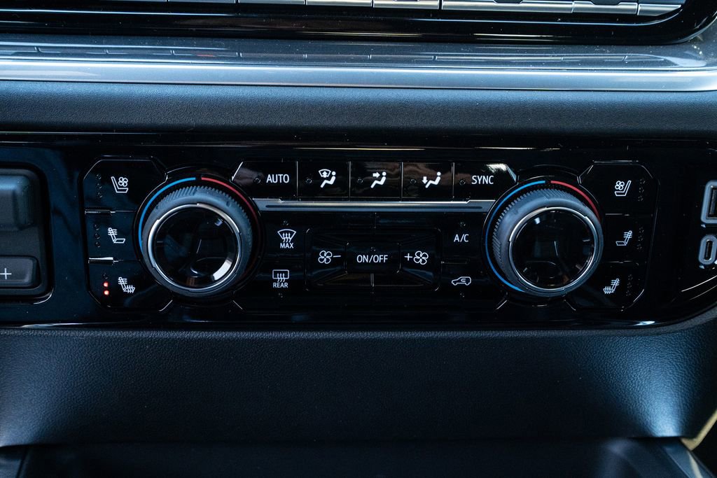 New 2026 Chevrolet Silverado 3500 High Country w/ Technology Package image 28