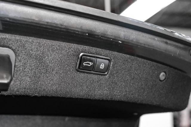 Used 2018 Genesis G80 3.3T Sport RWD image 52