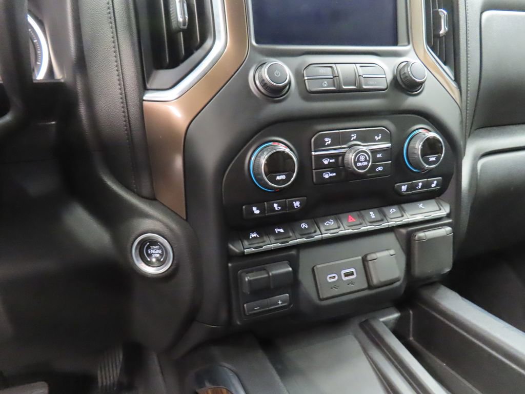 Used 2019 Chevrolet Silverado 1500 High Country w/ High Country Premium Package AWD/4WD image 66