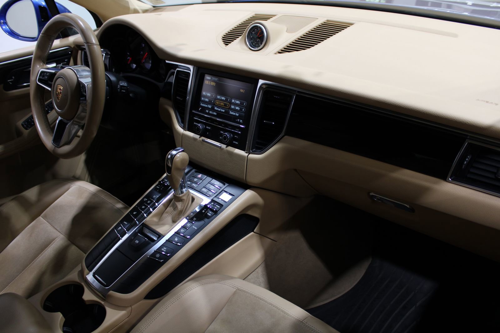 Used 2015 Porsche Macan S image 31