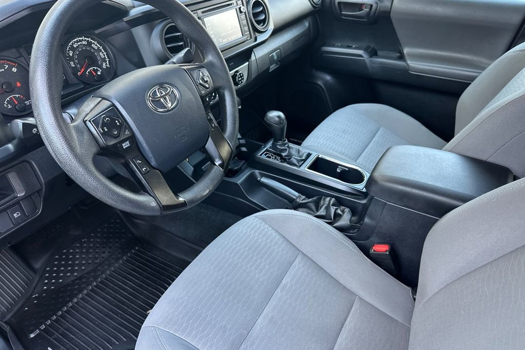 Used 2019 Toyota Tacoma SR w/ SR Convenience Package image 10