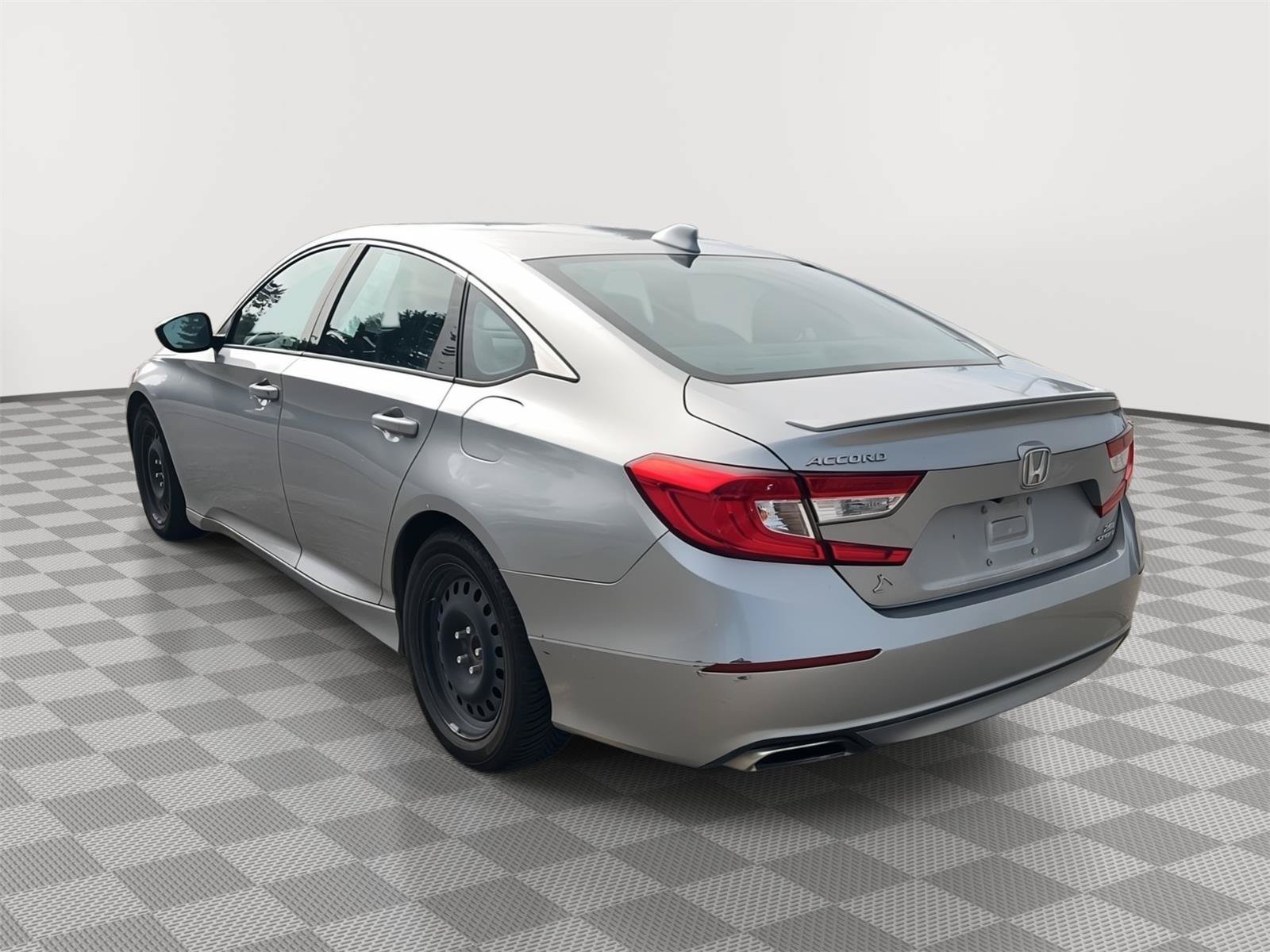 Used 2018 Honda Accord Sport image 25