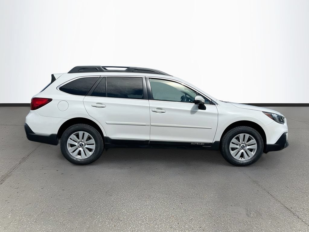 Used 2019 Subaru Outback 2.5i Premium AWD/4WD image 8