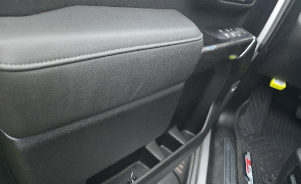 Used 2020 Chevrolet Silverado 2500 LTZ w/ LTZ Plus Package image 11