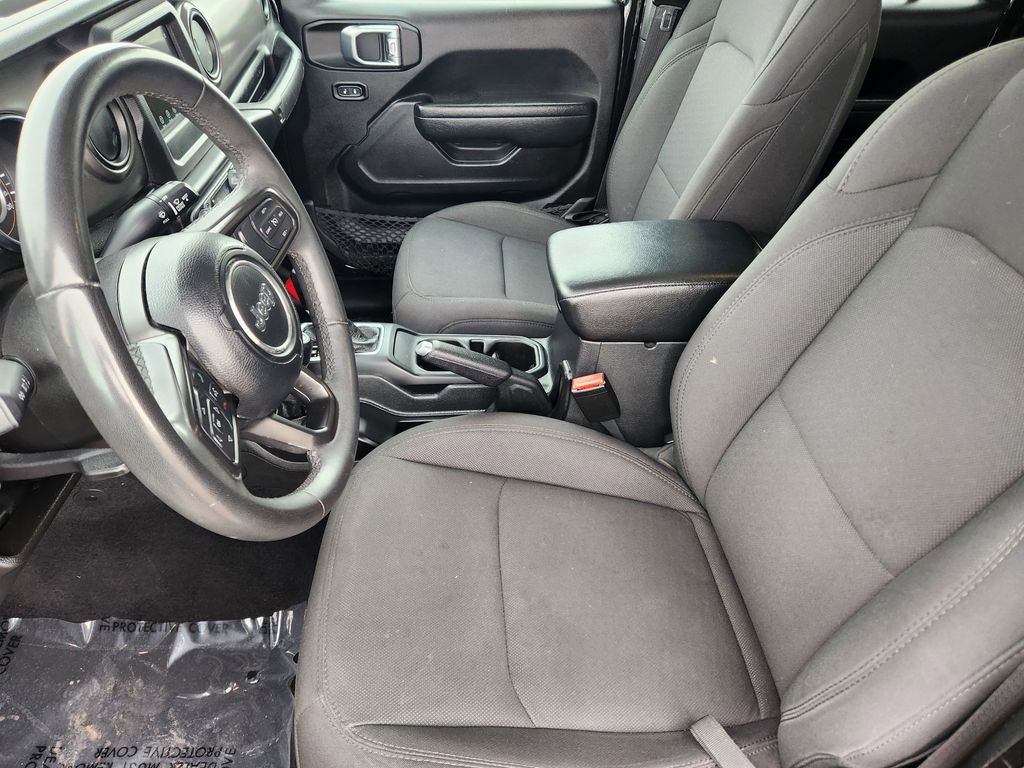 Used 2023 Jeep Gladiator Sport AWD/4WD image 9