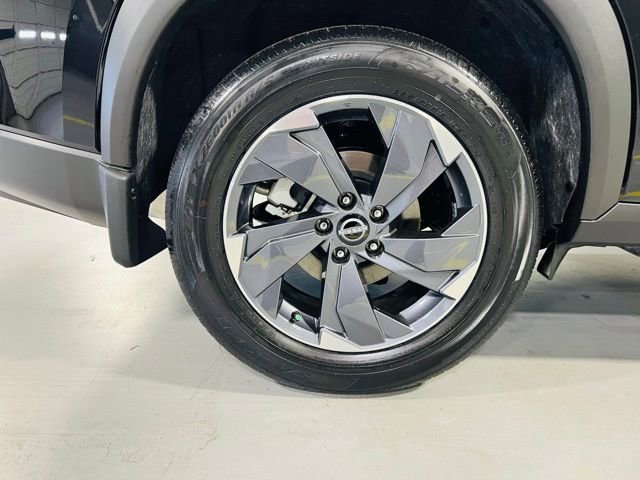 New 2026 Nissan Rogue SV w/ Cold Weather Package FWD image 9