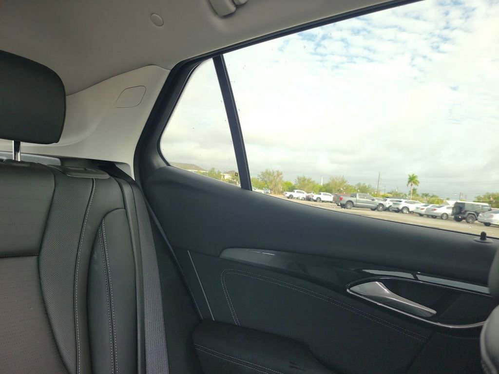 Used 2025 Buick Envision Preferred image 14